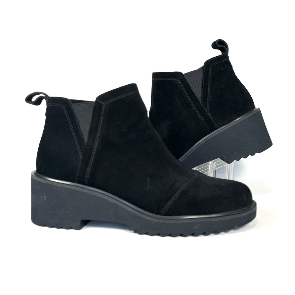 TOMS Maude Black Suede Wedge Ankle Booties Womens 9.5 Side Zip Chelsea